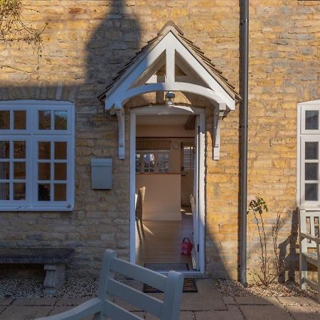 Jasmine Cottage - 2 Bedroom In Heart Of Bourton! Eksteriør billede