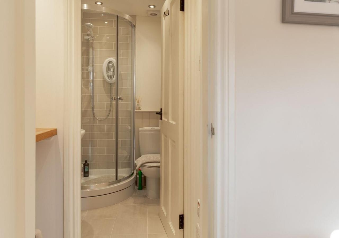 Jasmine Cottage - 2 Bedroom In Heart Of Bourton! Eksteriør billede