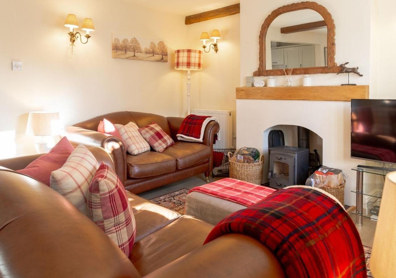 Jasmine Cottage - 2 Bedroom In Heart Of Bourton! Eksteriør billede