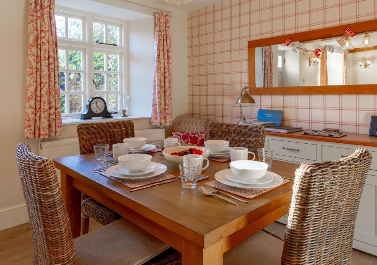 Jasmine Cottage - 2 Bedroom In Heart Of Bourton! Eksteriør billede