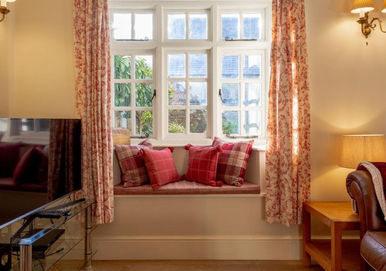 Jasmine Cottage - 2 Bedroom In Heart Of Bourton! Eksteriør billede