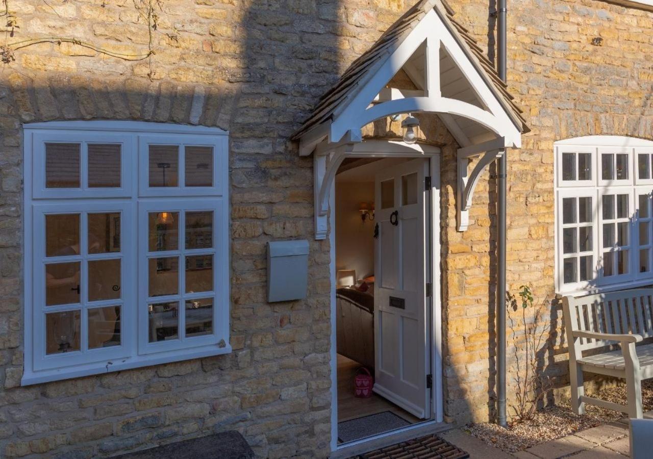 Jasmine Cottage - 2 Bedroom In Heart Of Bourton! Eksteriør billede