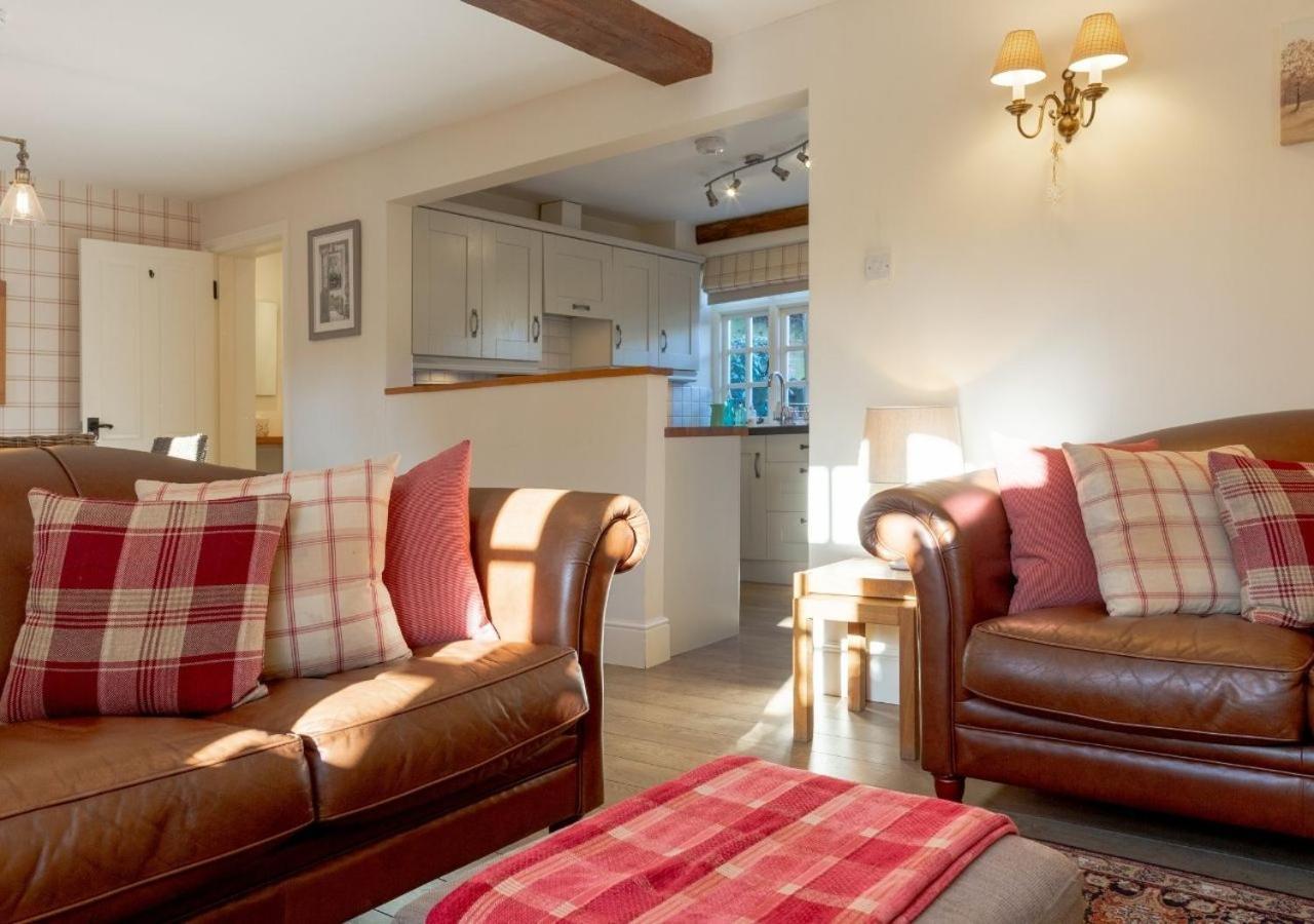 Jasmine Cottage - 2 Bedroom In Heart Of Bourton! Eksteriør billede