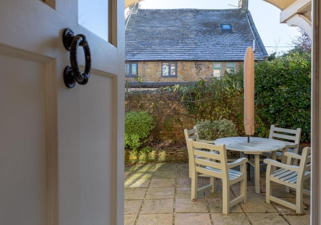 Jasmine Cottage - 2 Bedroom In Heart Of Bourton! Eksteriør billede