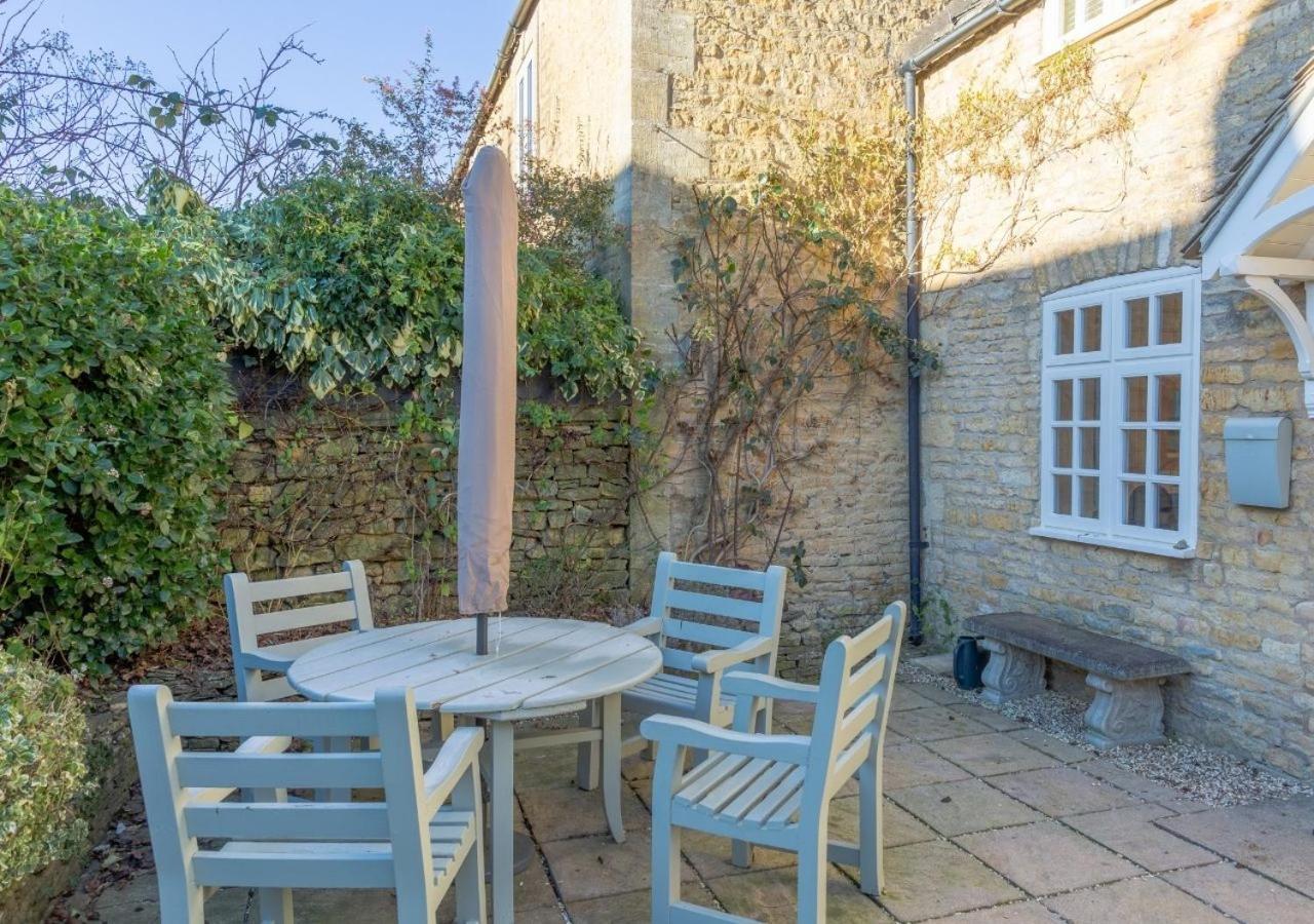 Jasmine Cottage - 2 Bedroom In Heart Of Bourton! Eksteriør billede